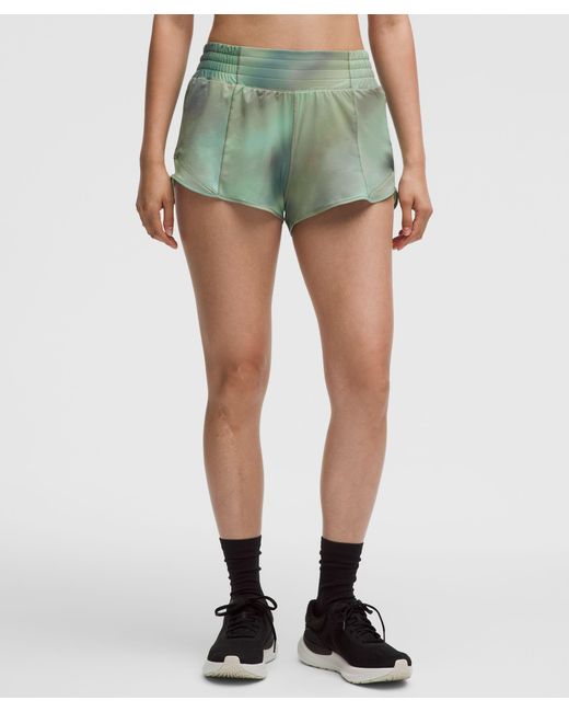 lululemon athletica Green Hotty Hot High-Rise Lined Short 2.5"