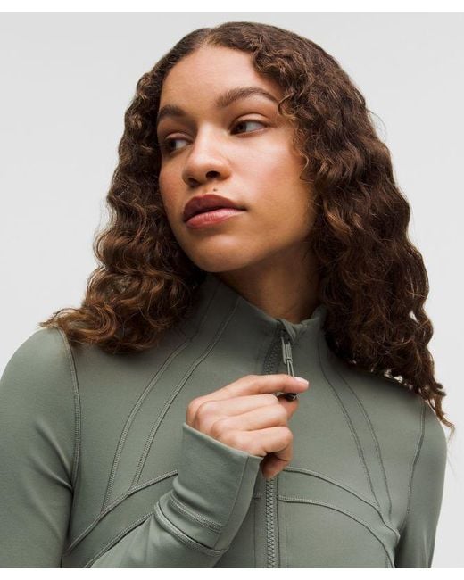 lululemon athletica Green – Define Cropped Jacket Nulu – /Pastel – Size 18