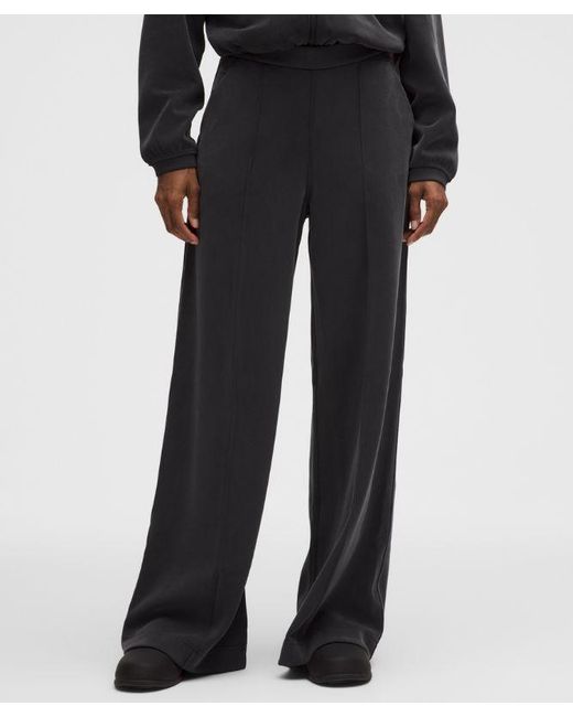 lululemon athletica Black – Brushed Softstreme Pintuck High-Rise Wide-Leg Pants Regular – – Size Large