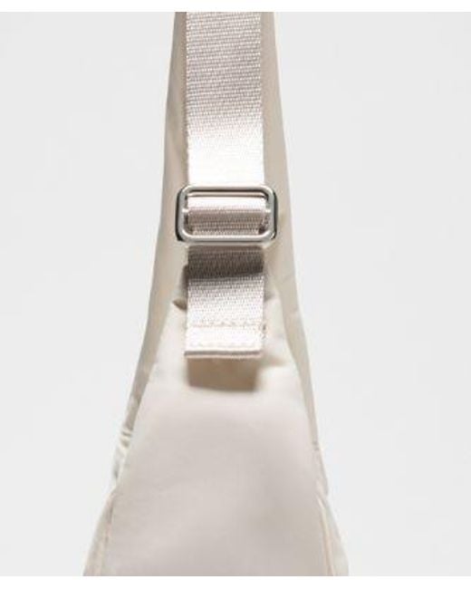 lululemon athletica White City Essentials Shoulder Bag 4L