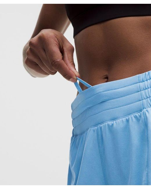 lululemon athletica Blue – Hotty Hot High-Rise Lined Shorts – 4" – – Size 4