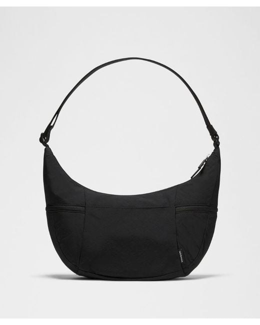 lululemon athletica Black – Slouchy Sling Bag 6L –