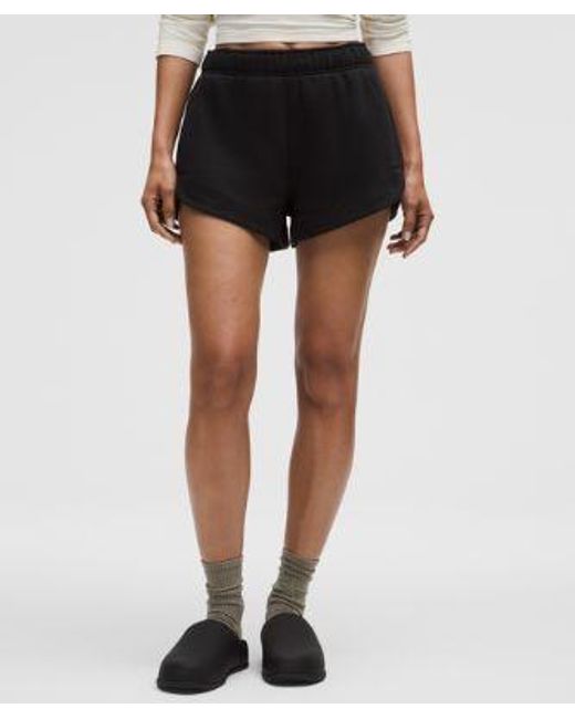 lululemon athletica Black – Scuba Oversized Mid-Rise Dolphin-Hem Shorts – 3" – – Size Large