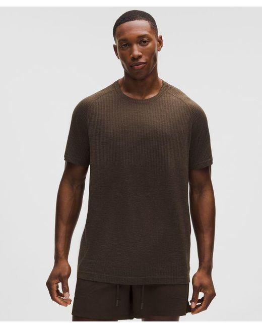 lululemon athletica Brown – Metal Vent Tech Short-Sleeve Shirt – – Size Small for men
