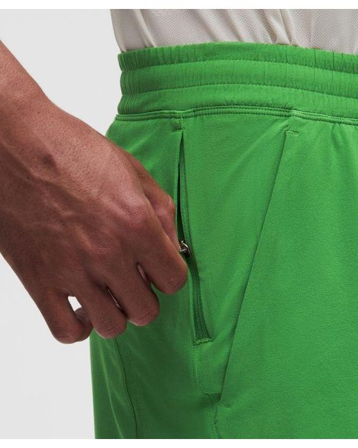 lululemon athletica Green – Pace Breaker Linerless Shorts – 5" – – Size Large for men
