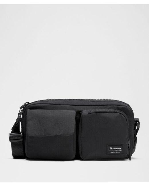 lululemon athletica Black – Multi-Pocket Crossbody Bag 2.5L –