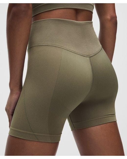 lululemon athletica Green Get Low High-Rise Training Short 5"