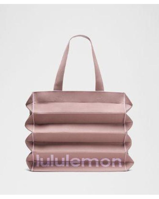 lululemon athletica Pink – Fold It Hold It Tote Bag 22L –