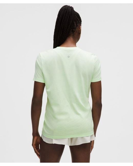 lululemon athletica Green – Swiftly Relaxed Short-Sleeve Shirt Hip Length Fit – – Size 4