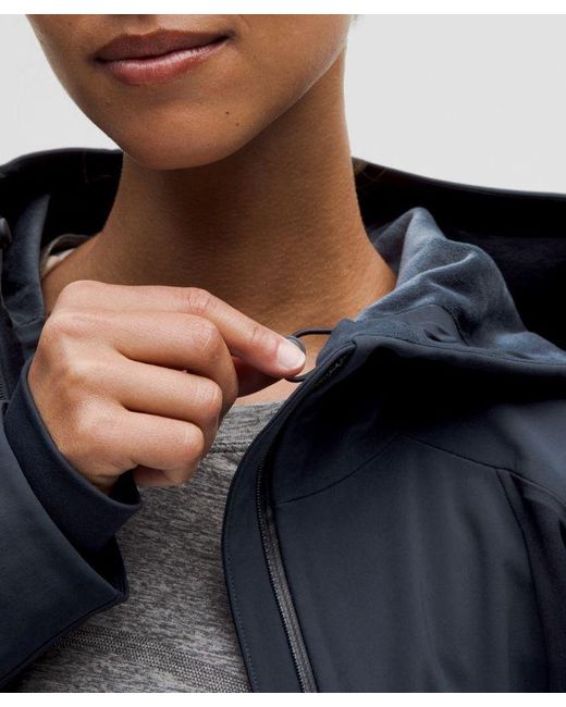lululemon athletica Blue Cross Chill Performance Jacket