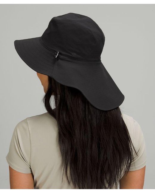 lululemon athletica Black – Cinchable Wide Brim Bucket Hat – –
