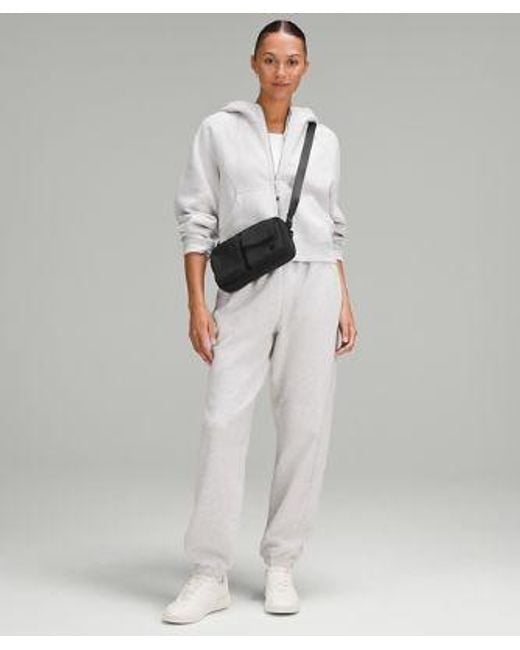 lululemon athletica Black – Multi-Pocket Crossbody Bag 2.5L –