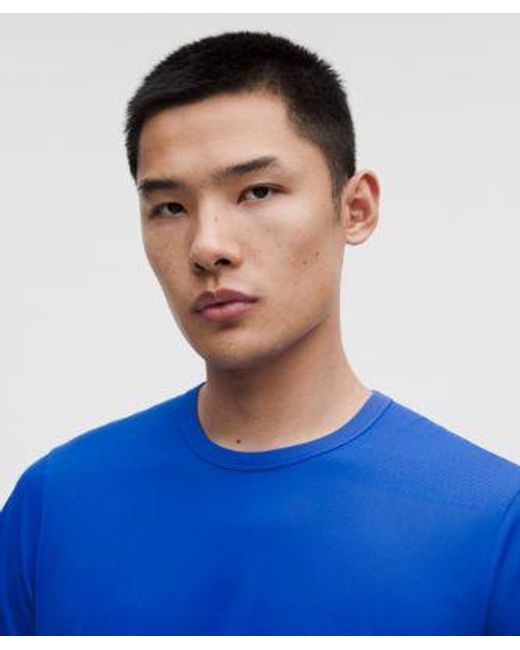 lululemon athletica Blue – Fast And Free Short-Sleeve Shirt Perforated Stripe – – Size Large for men