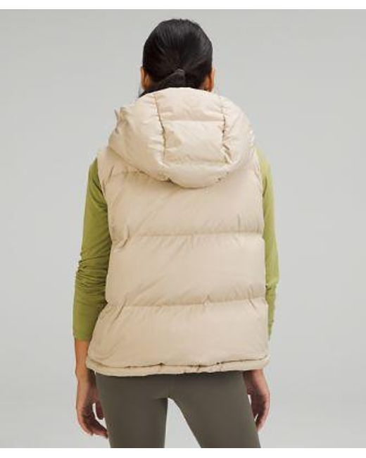 lululemon athletica Natural Wunder Puff Cropped Vest - Color Khaki - Size 0