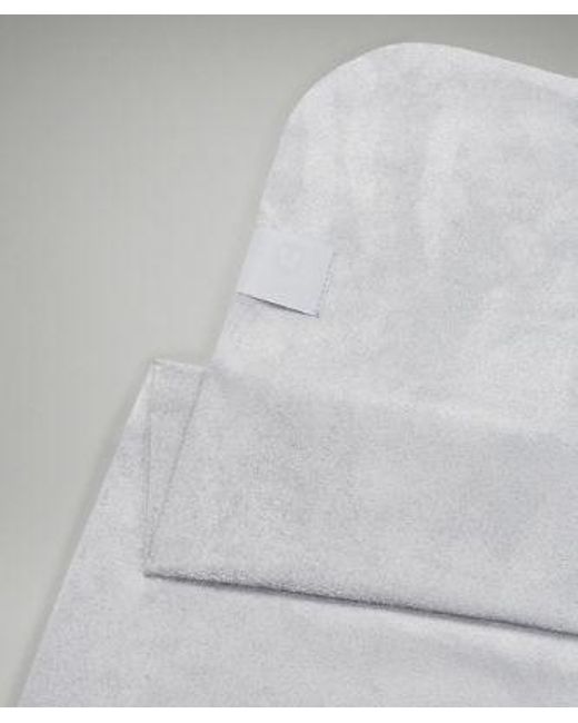 lululemon athletica Gray – The (Big) Yoga Mat Towel –