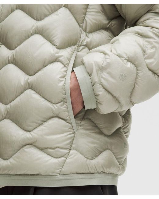 lululemon athletica Gray – Featherweight 900-Down-Fill Quilted Hooded Jacket – /Pastel – Size Large for men