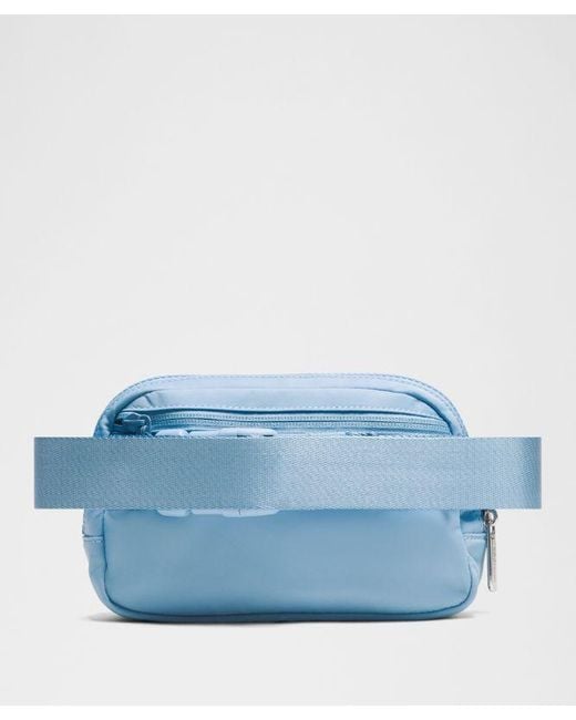 lululemon athletica Blue Everywhere Belt Bag 1L