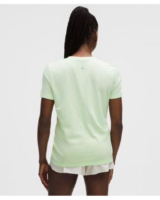 lululemon athletica Green – Swiftly Relaxed Short-Sleeve Shirt Hip Length Fit – – Size 4