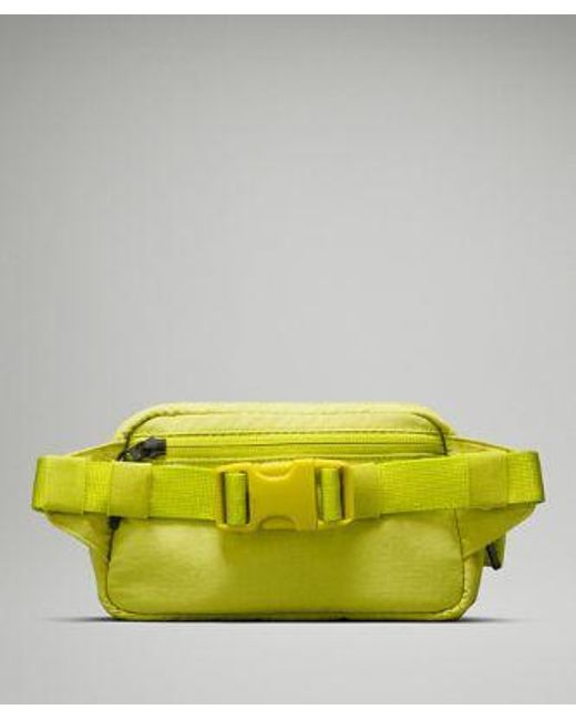 lululemon athletica Yellow – Everywhere Belt Bag Mini – //Neon