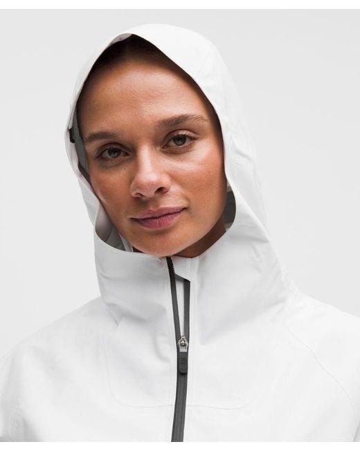 lululemon athletica White – Lightweight Waterproof Running Jacket – – Size 6