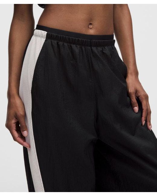 lululemon athletica Black – License To Train Textured Nylon Mid-Rise Pants – – Size Large