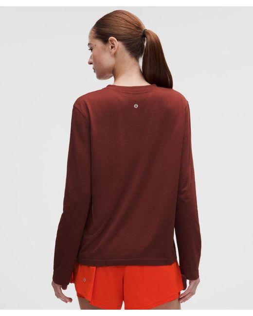 lululemon athletica Red – Swiftly Relaxed Long-Sleeve Shirt Hip Length Fit – /Burgundy – Size 4
