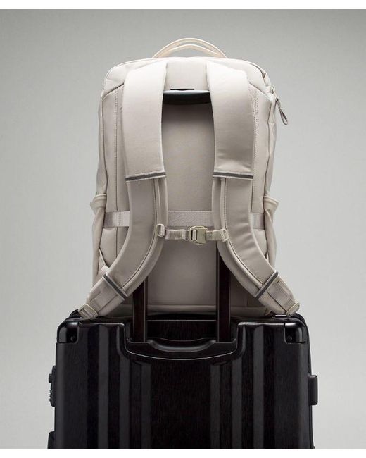 lululemon athletica Gray – Double-Zip Backpack 22L –