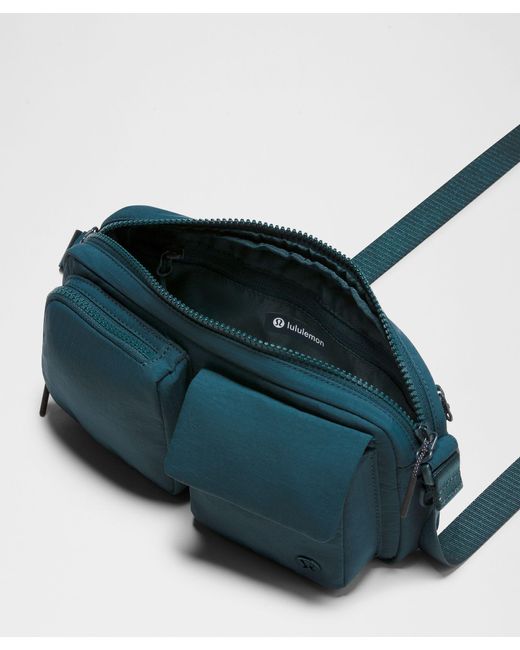 マルチポケット【lululemon】ナイロン クロスボディーバッグ2.5L Multi-Pocket Crossbody Bag 2.5L | Men's Bags,Purses,Wallets