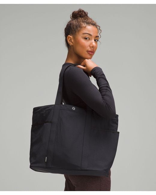 On My Level Tote Bag 20L | Women's Bags,Purses,Wallets