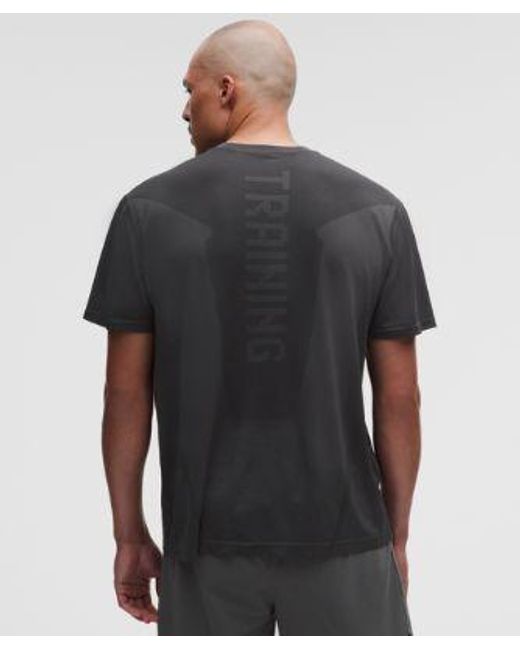 lululemon athletica Gray – Metal Vent Tech Relaxed-Fit Short-Sleeve Shirt Training – – Size Large for men