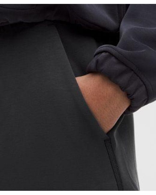 lululemon athletica Black – Softstreme High-Rise Shorts – 4" – – Size 4