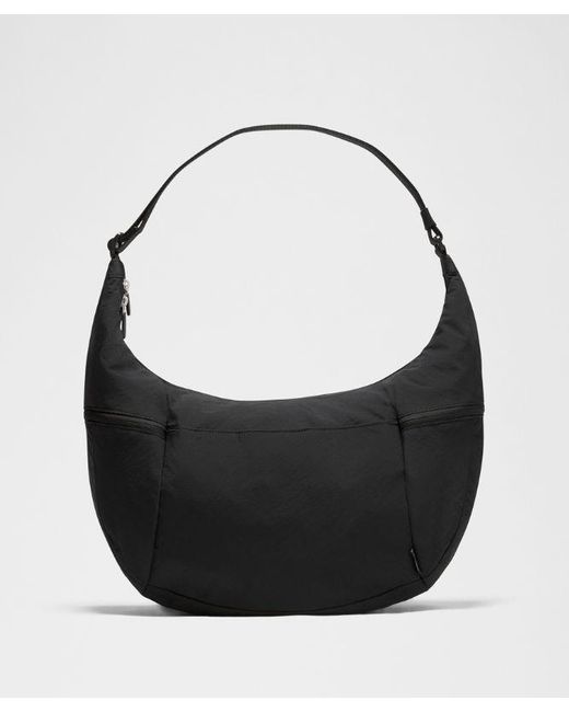 lululemon athletica Black – Large Slouchy Sling Bag 13L –