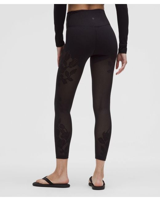 lululemon☆花柄メッシュ RevealKnit Floral ハイライズ タイツ RevealKnit Floral High-Rise 7/8 Tight | Women's Leggings