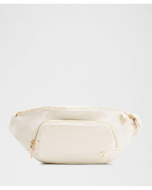 lululemon athletica Natural Everywhere Belt Bag Extra Large 4L