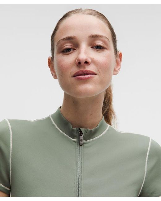 lululemon athletica Green – Ultralu Contour-Seam Onesie – 4" – /Pastel – Size Large