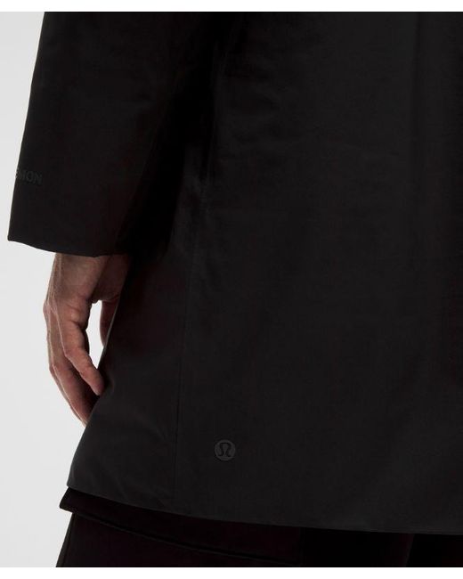 lululemon athletica Black – Stretchseal Insulated Rain Jacket – – Size Large for men