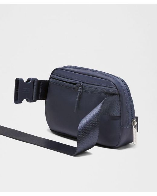 lululemon athletica Blue Everywhere Belt Bag 1L