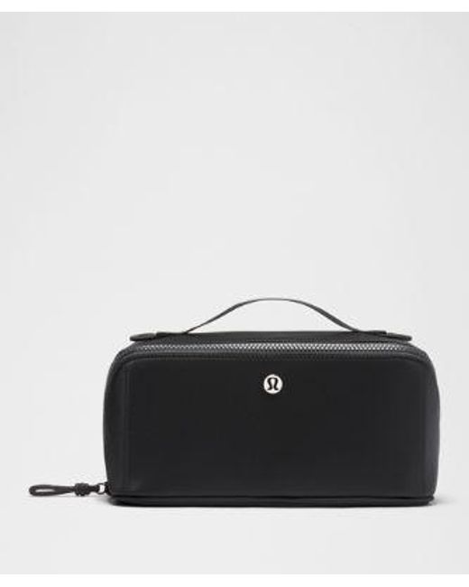 lululemon athletica Black – Open-Flat Toiletry Bag –