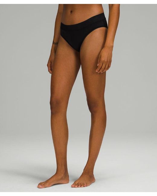 lululemon athletica Black – Underease Mid-Rise Bikini Underwear 3 Pack – – Size Large