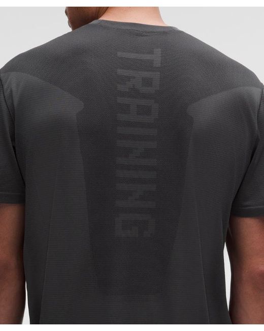 lululemon athletica Gray – Metal Vent Tech Relaxed-Fit Short-Sleeve Shirt Training – – Size Large for men