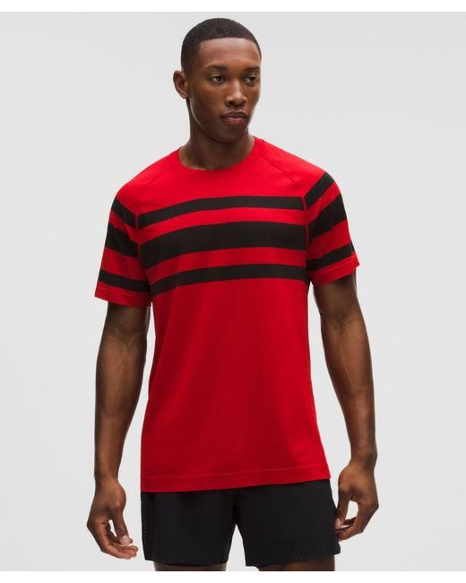 lululemon athletica Red – Metal Vent Tech Short-Sleeve Shirt – – Size Large for men
