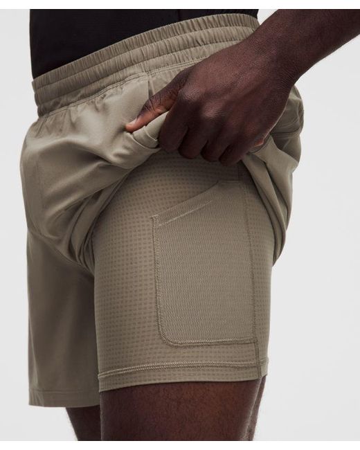 lululemon athletica Black – Pace Breaker Lined Shorts – 5" – Size Large for men