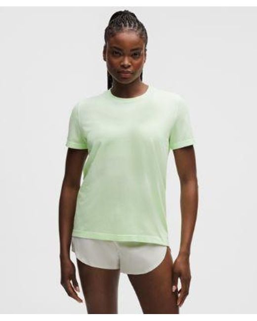 lululemon athletica Green – Swiftly Relaxed Short-Sleeve Shirt Hip Length Fit – – Size 4