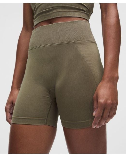 lululemon athletica Green Get Low High-Rise Training Short 5"