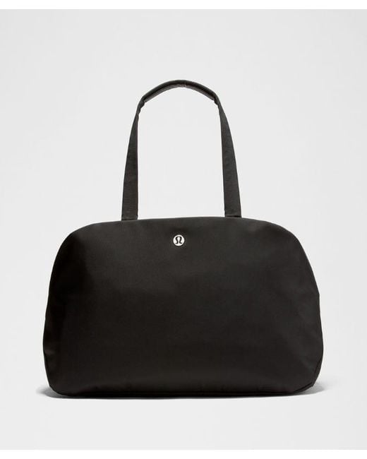 lululemon athletica Black – City Essentials Bag 25L –