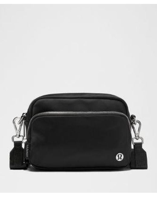 lululemon athletica Black – Everywhere Crossbody Bag 2L Metal Hardware –