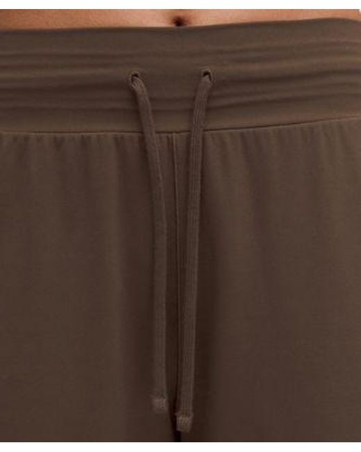 lululemon athletica Brown – Groove Mid-Rise Relaxed Bermuda Shorts – – Size 6