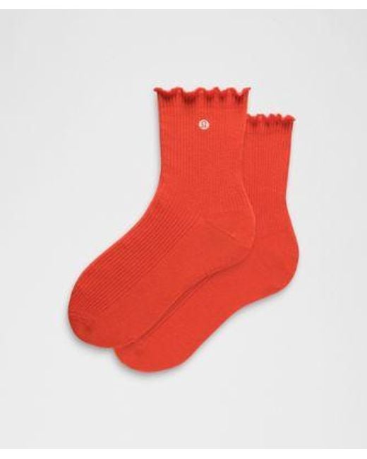lululemon athletica Red Lettuce Edge Quarter Socks