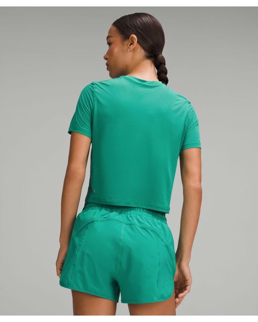 lululemon athletica Green – Ultralight Waist-Length T-Shirt – –