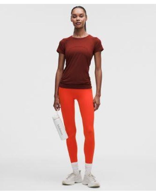 lululemon athletica Red – Swiftly Tech Short-Sleeve Shirt 2.4 Hip Length – /Burgundy – Size 4